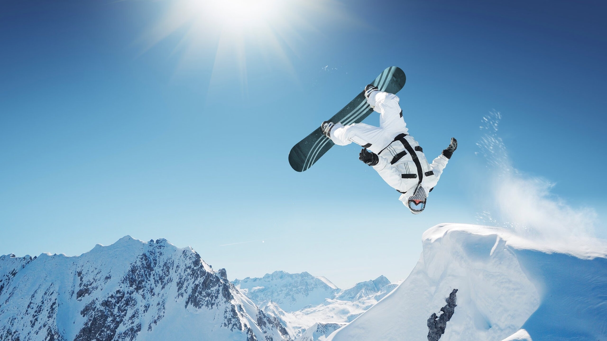 “广州队青训营吸引全国青少年足球爱好者”,广州足球青训中心